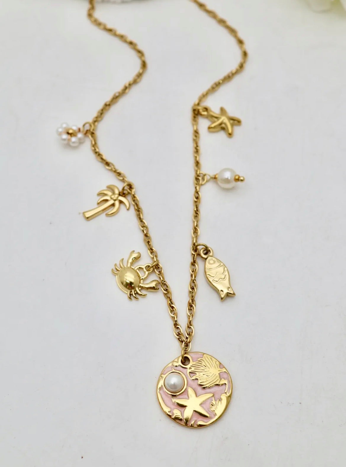 Collier 19