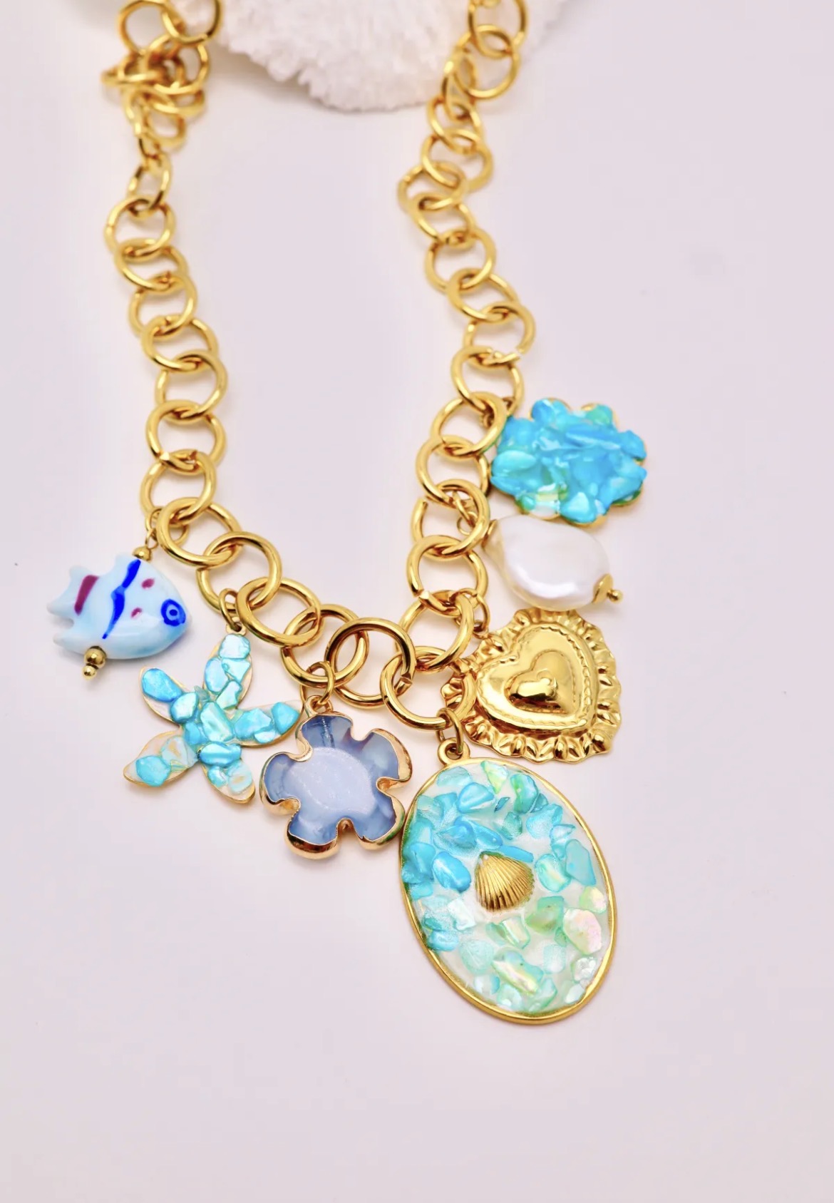 Collier 2