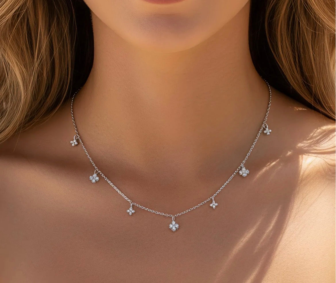 Collier 32
