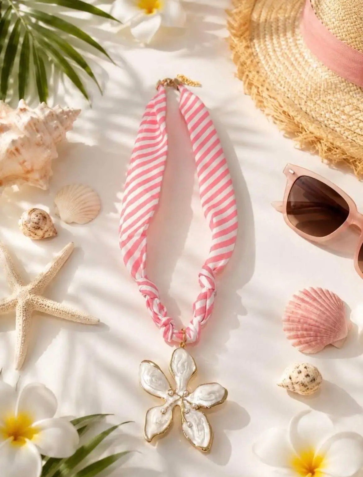 Collier 10