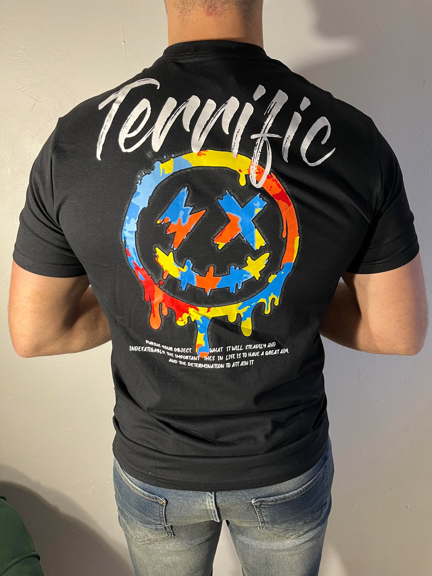 Tee-shirt smiley noir