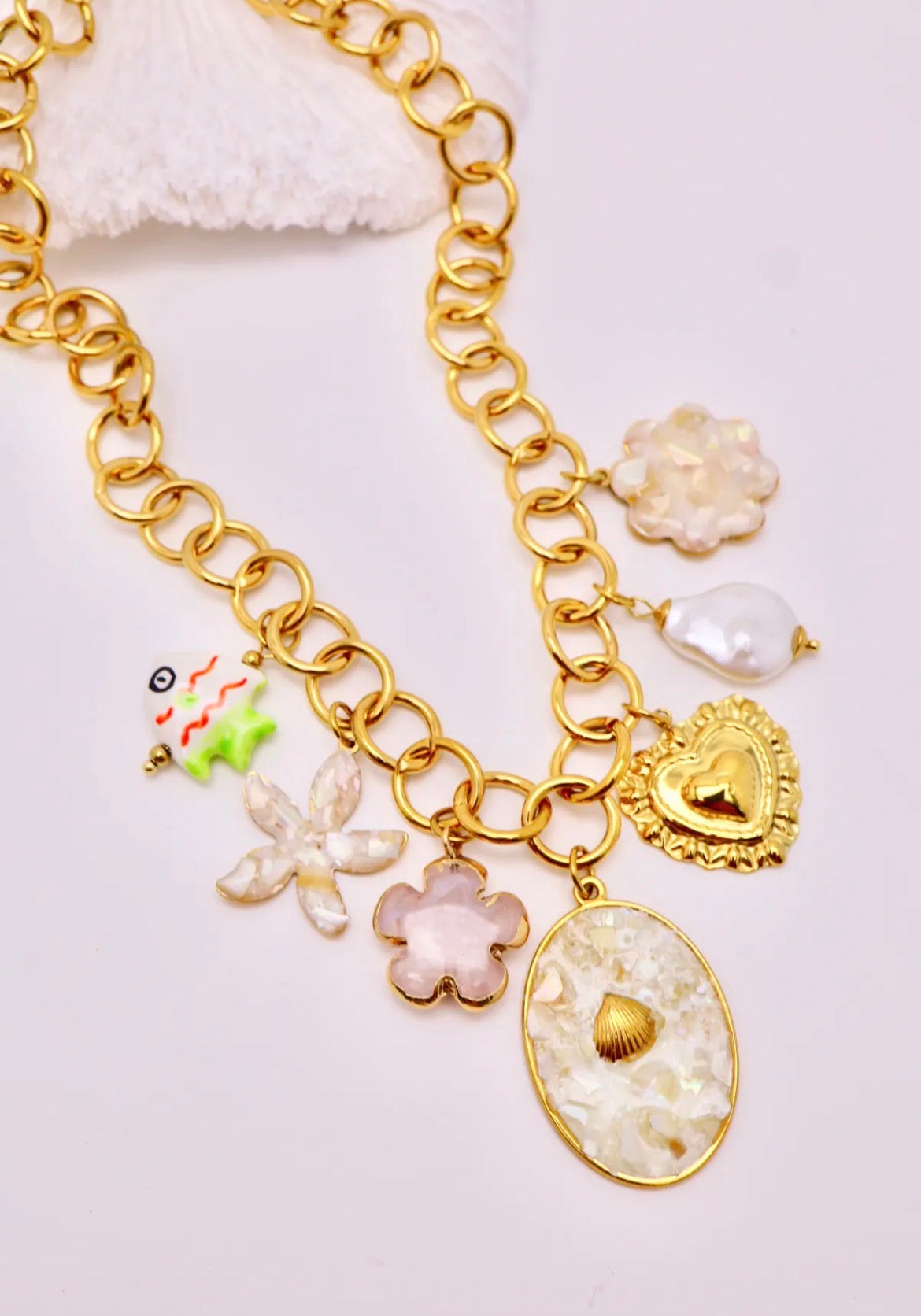 Collier 2