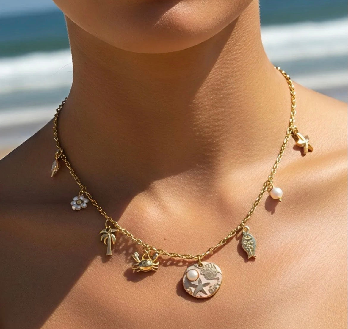 Collier 19