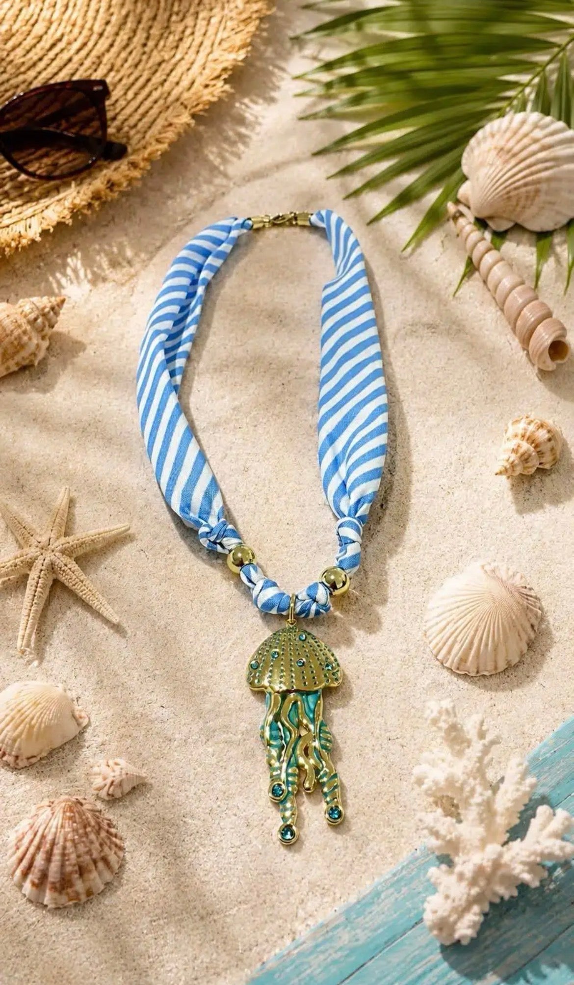 Collier 7