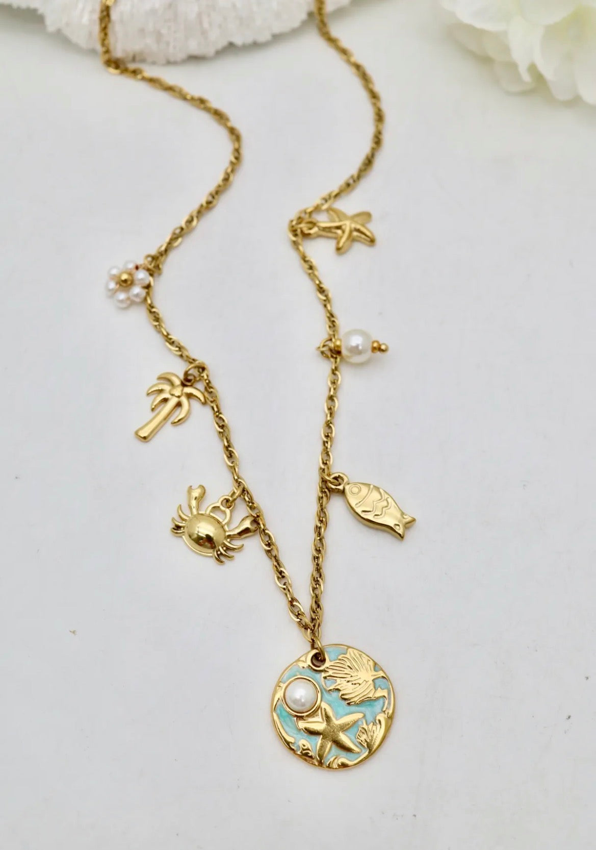 Collier 19