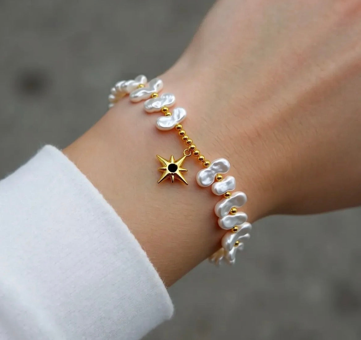 Bracelet 13