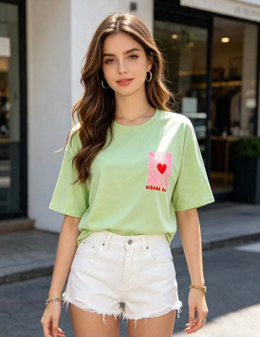 T-Shirt Spread Love
