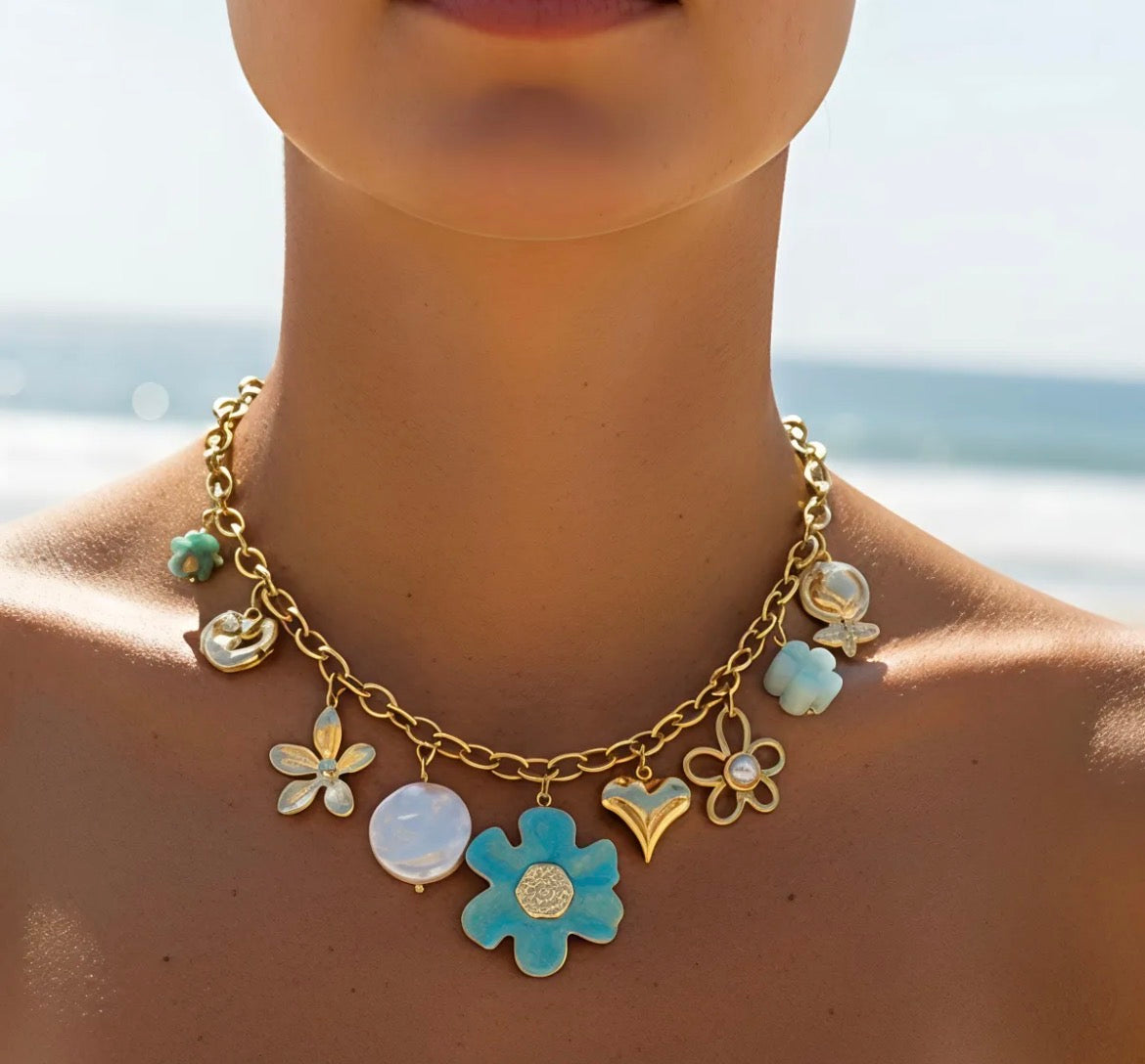 Collier 23