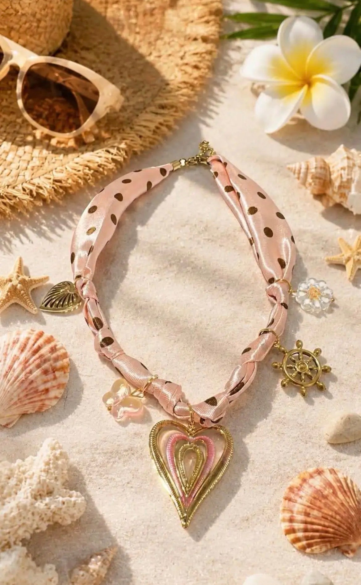 Collier 2