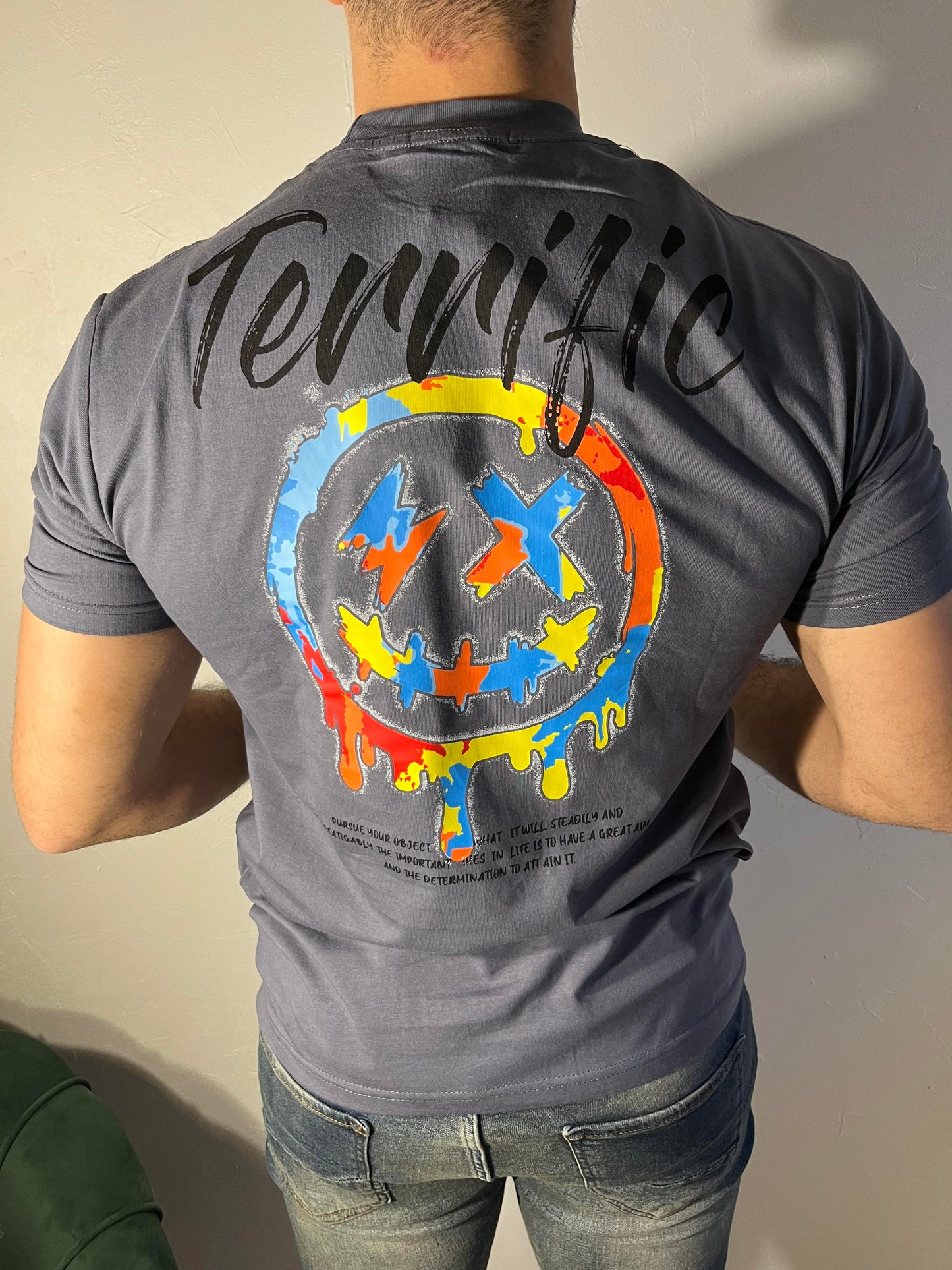 Tee-shirt smiley gris